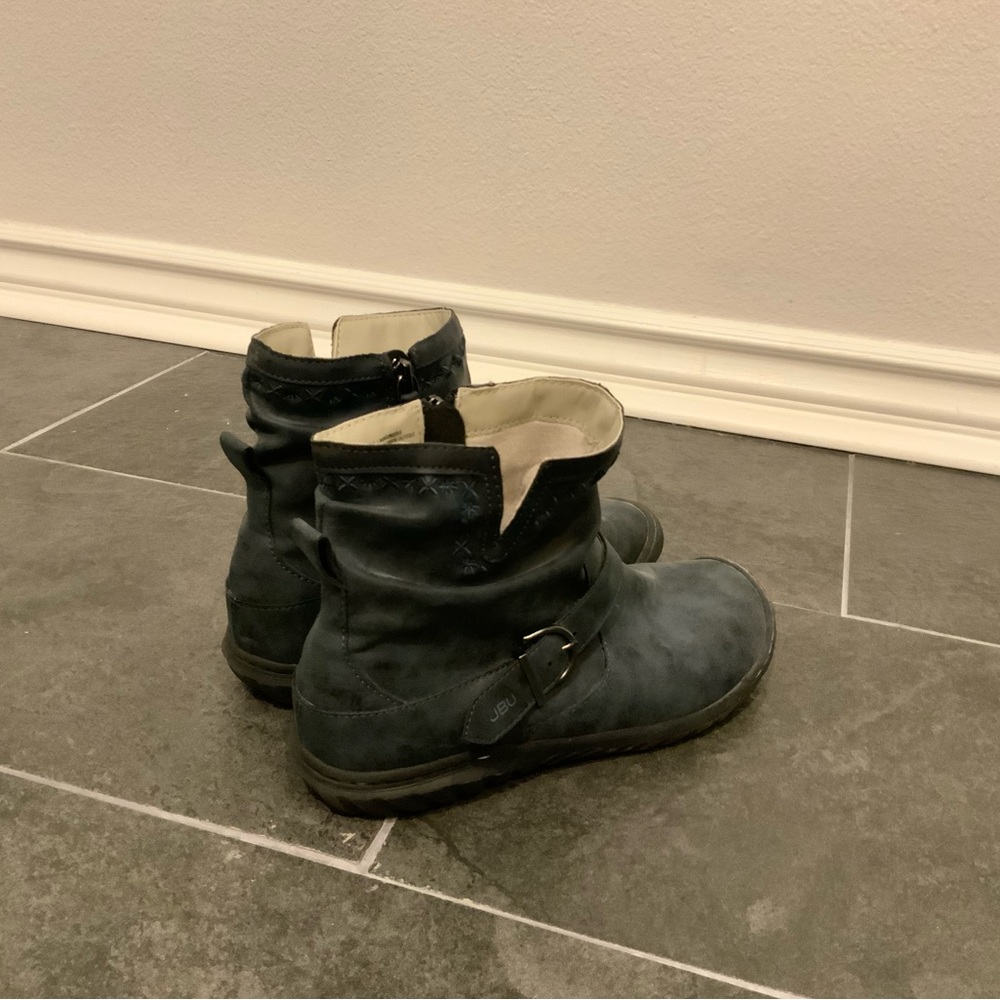 JBU Black Ankle Boots - Picture 4 of 6